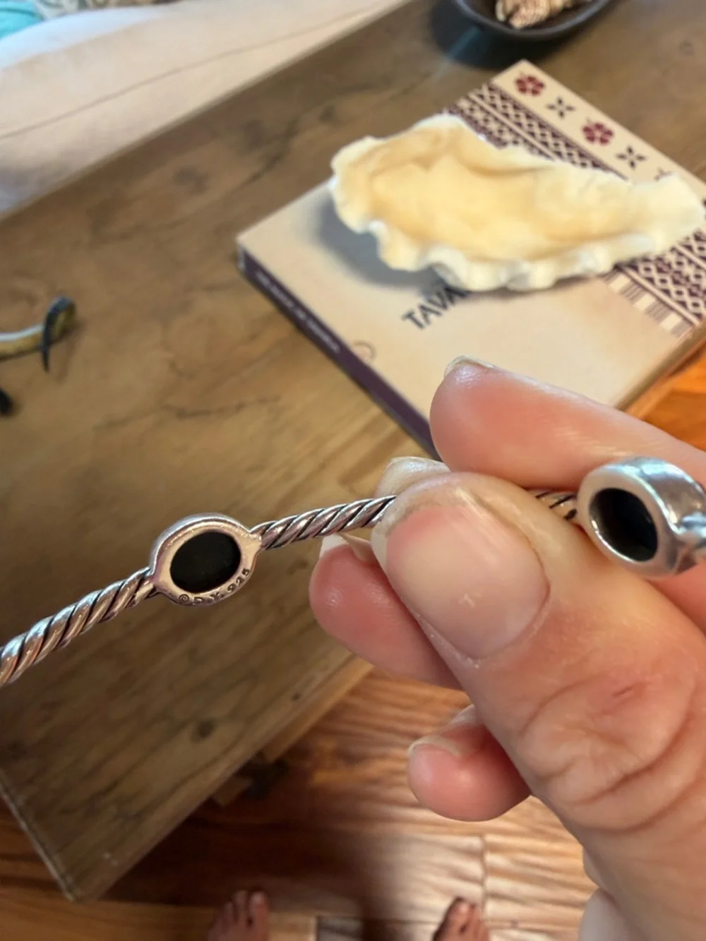 David yurman Sterling Silver Twisted Bangle with Black Stone Accents - Picture 3 of 3